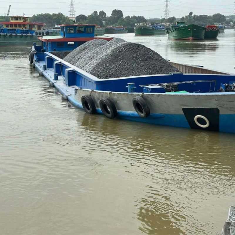 Sà lan - Đá xây dựng