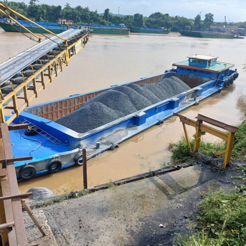 Sà lan - Đá xây dựng